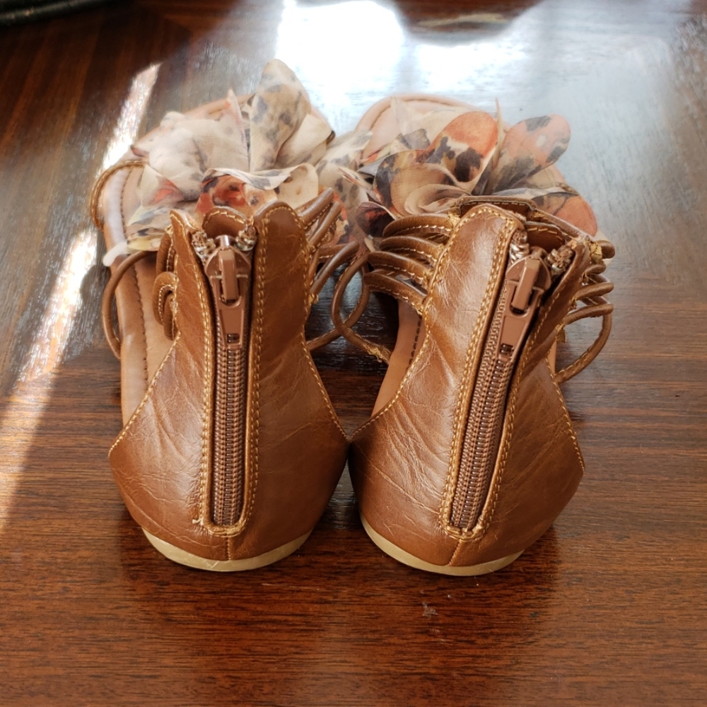 Open toe sandals - Picture 2 of 4